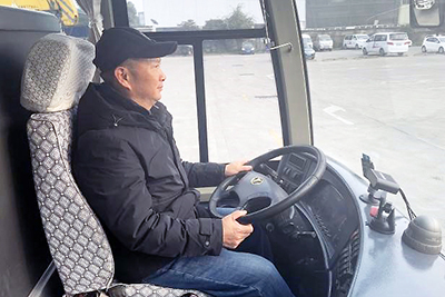 E:20232023.1212.29海搏论坛长运大邑：【优良驾驶员】爱岗贡献无悔人生  勤恳实干坚守初心——全国路路运输安全行车二百万公里优良驾驶员  张兑瑞官网张兑瑞1.jpg