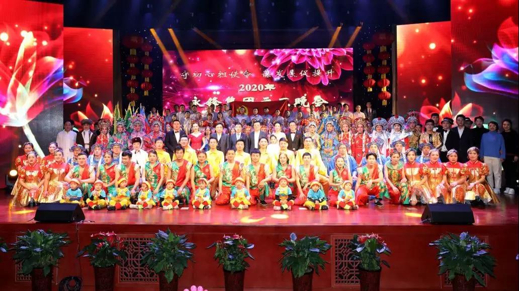 海搏论坛运业选送节目川剧《变脸》反映热烈