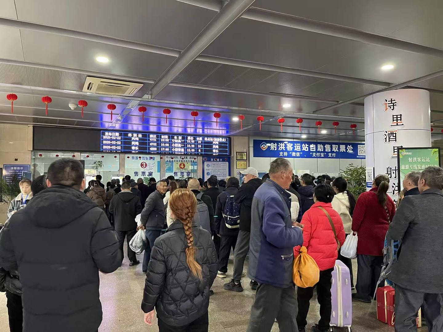 每一公里归途，都有他们的坚守